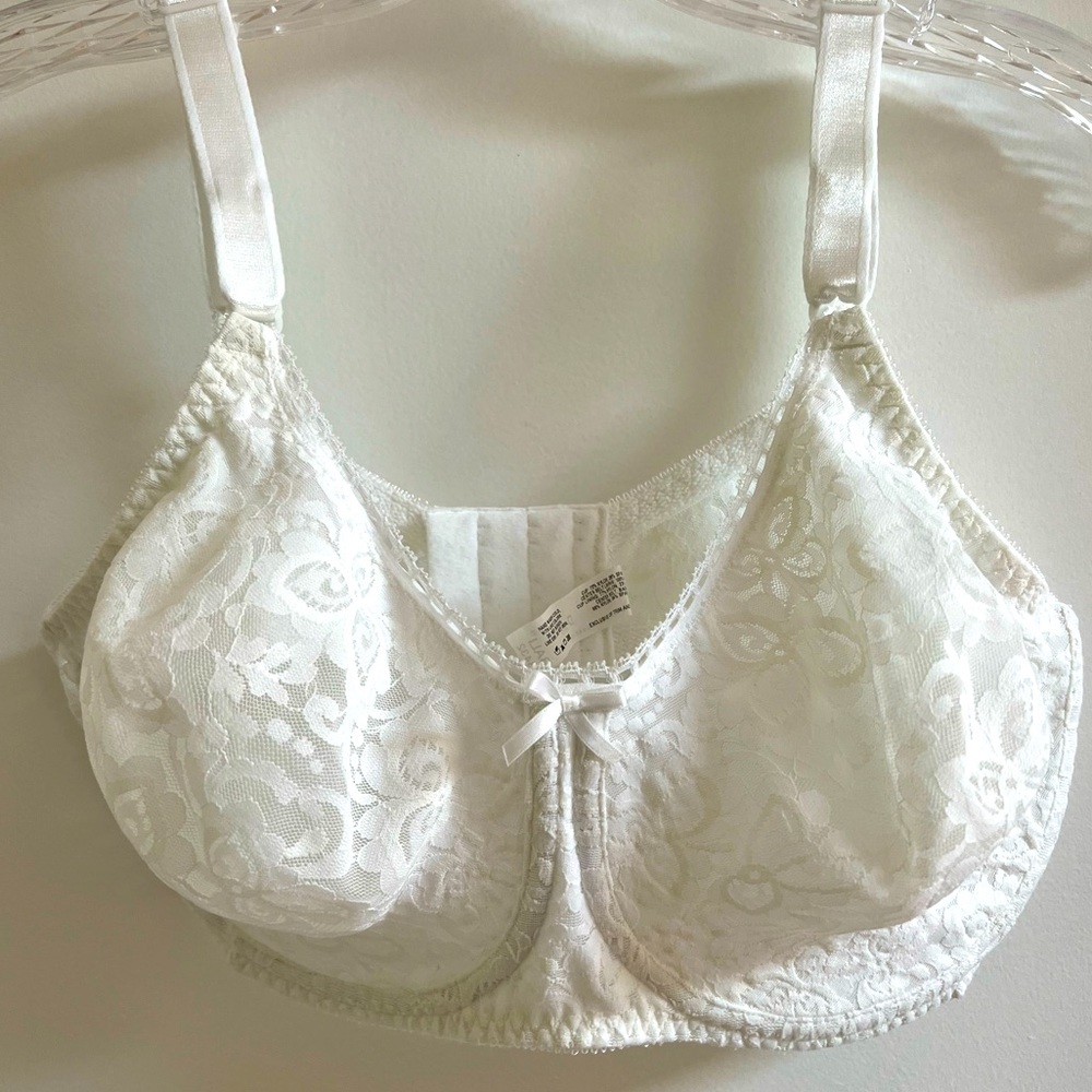 3 Bras (1 Bali 2 Glamorise)  38D